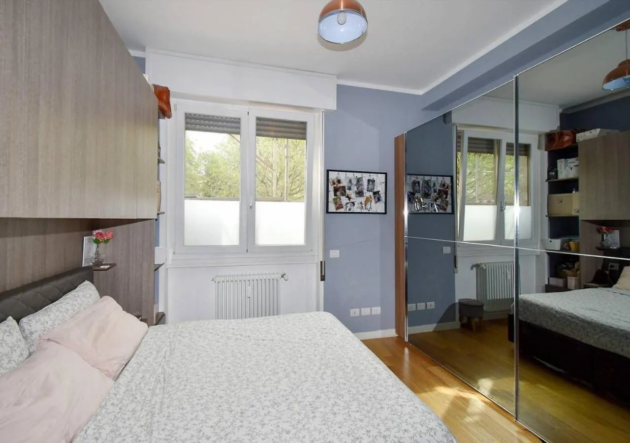 Lejlighed Metro Famagosta - Modern Suite Free Wifi & Parking Milano