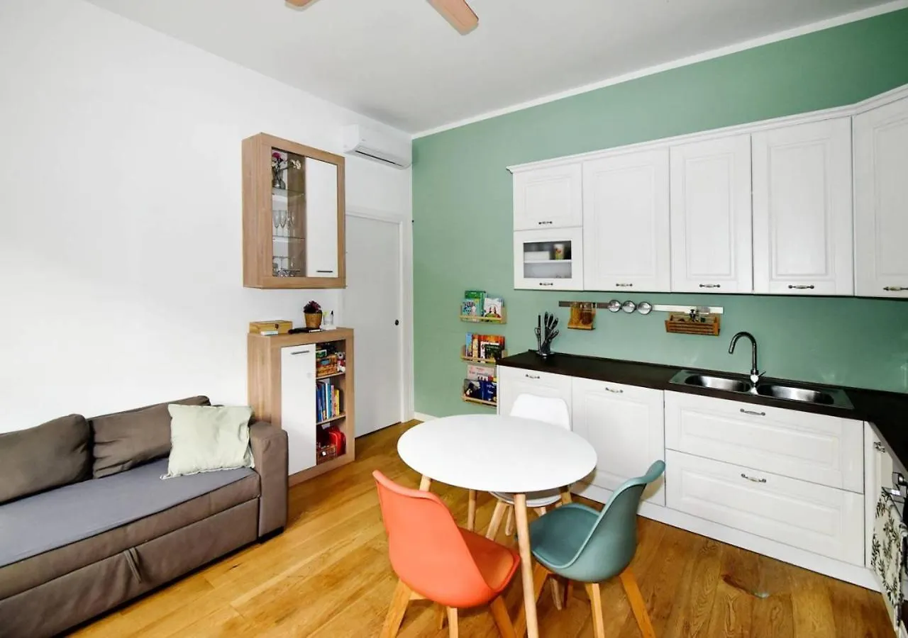 Metro Famagosta - Modern Suite Free Wifi & Parking Milano Lejlighed